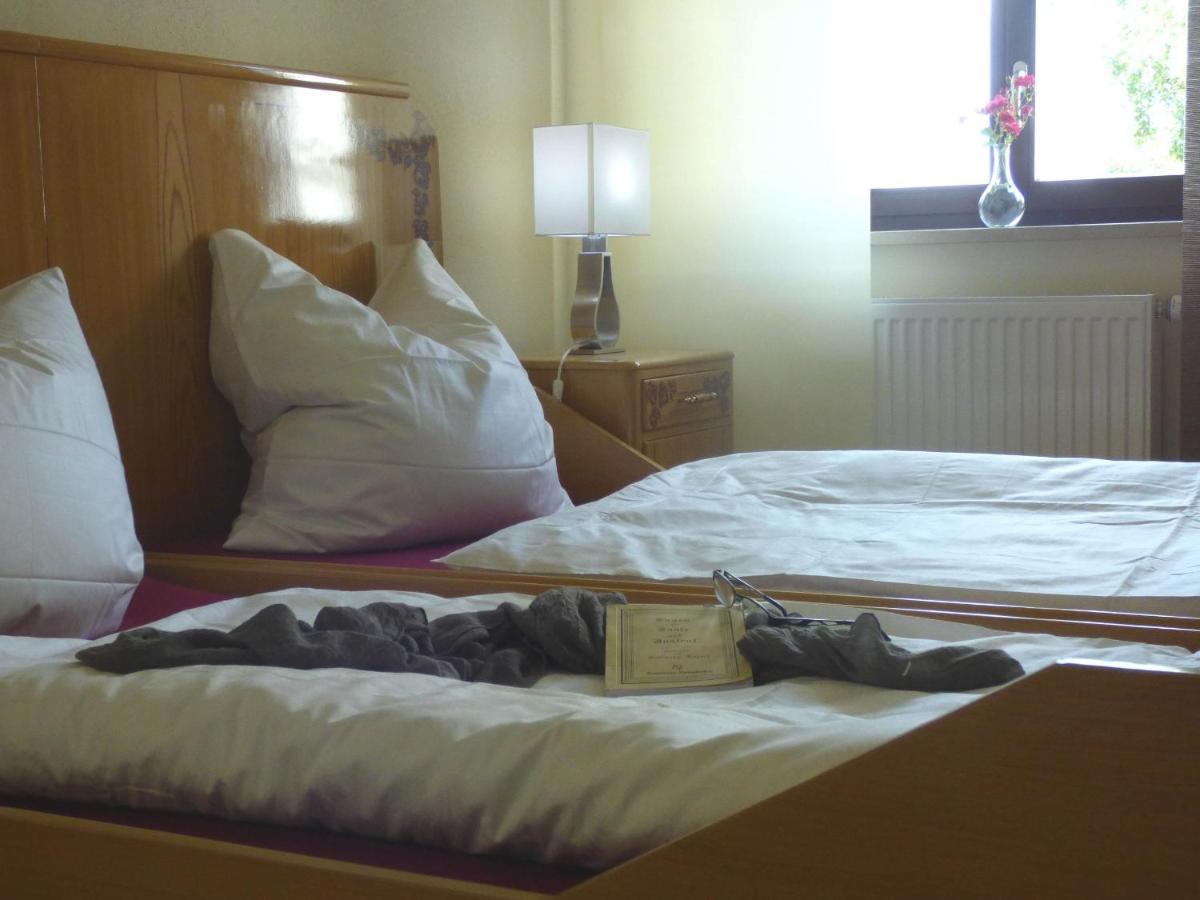 Ferienwohnung Hoegel Grossjena Наумбург Екстериор снимка